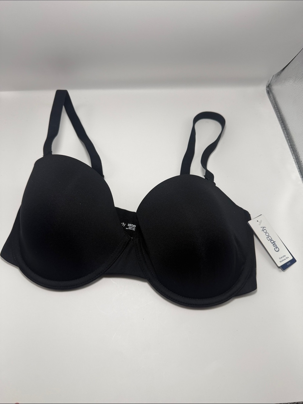 GapBody Everyday Essentials Multiway Strapless Bra Black – Size 32DD NWT